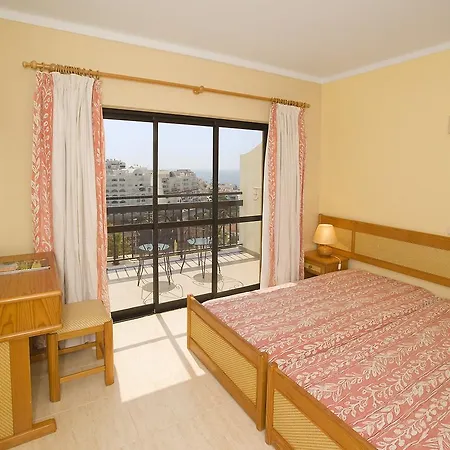 别墅 Albufeira 4 *